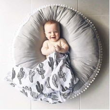 כרית מפנקת ומרווחת לתינוק למגוון שימושים - צבע אפור